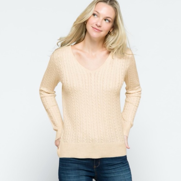 41 Hawthorn Kellie cable knit large Stitch Fix EUC - Picture 2 of 3